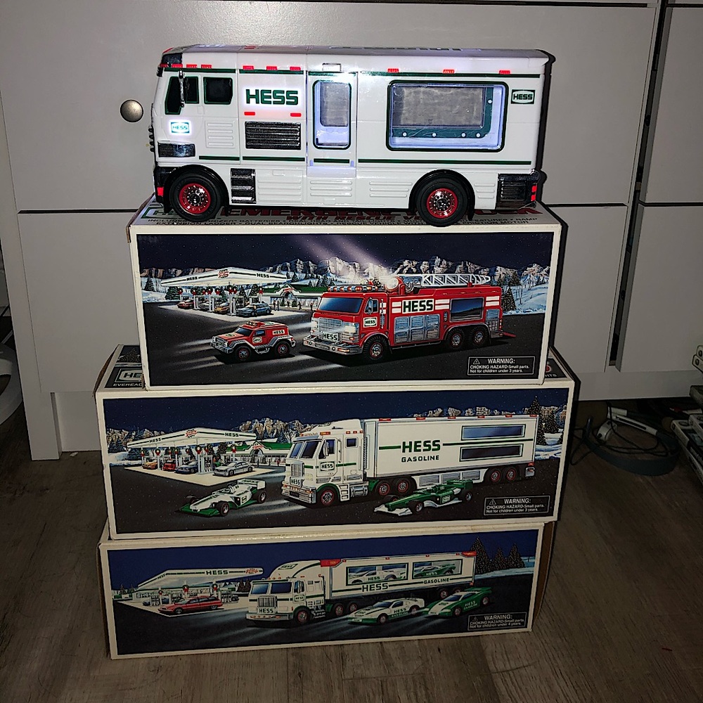 Hess Truck Collectables
